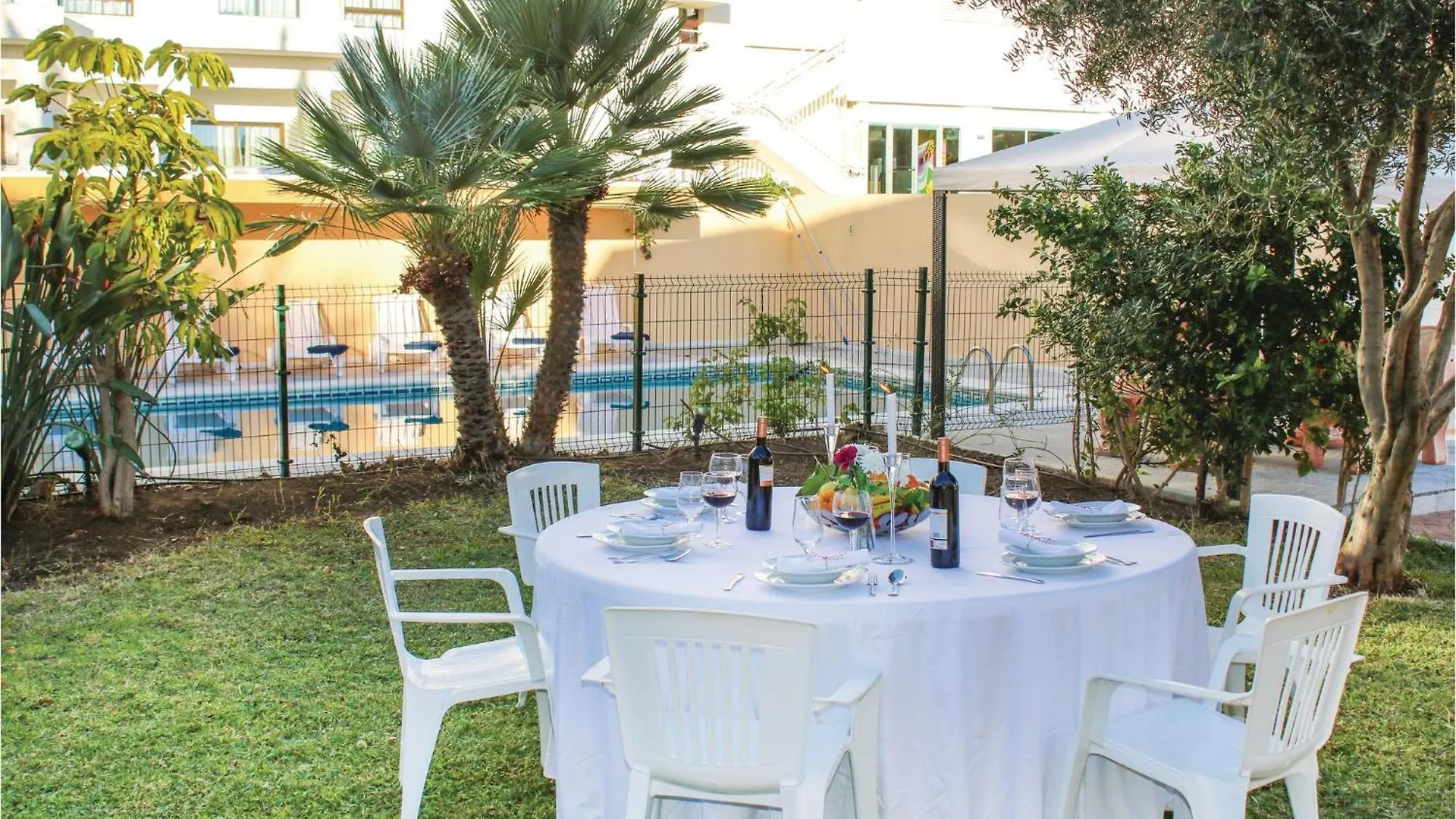 Gorgeous Home In Benalmadena With Wifi 0*,